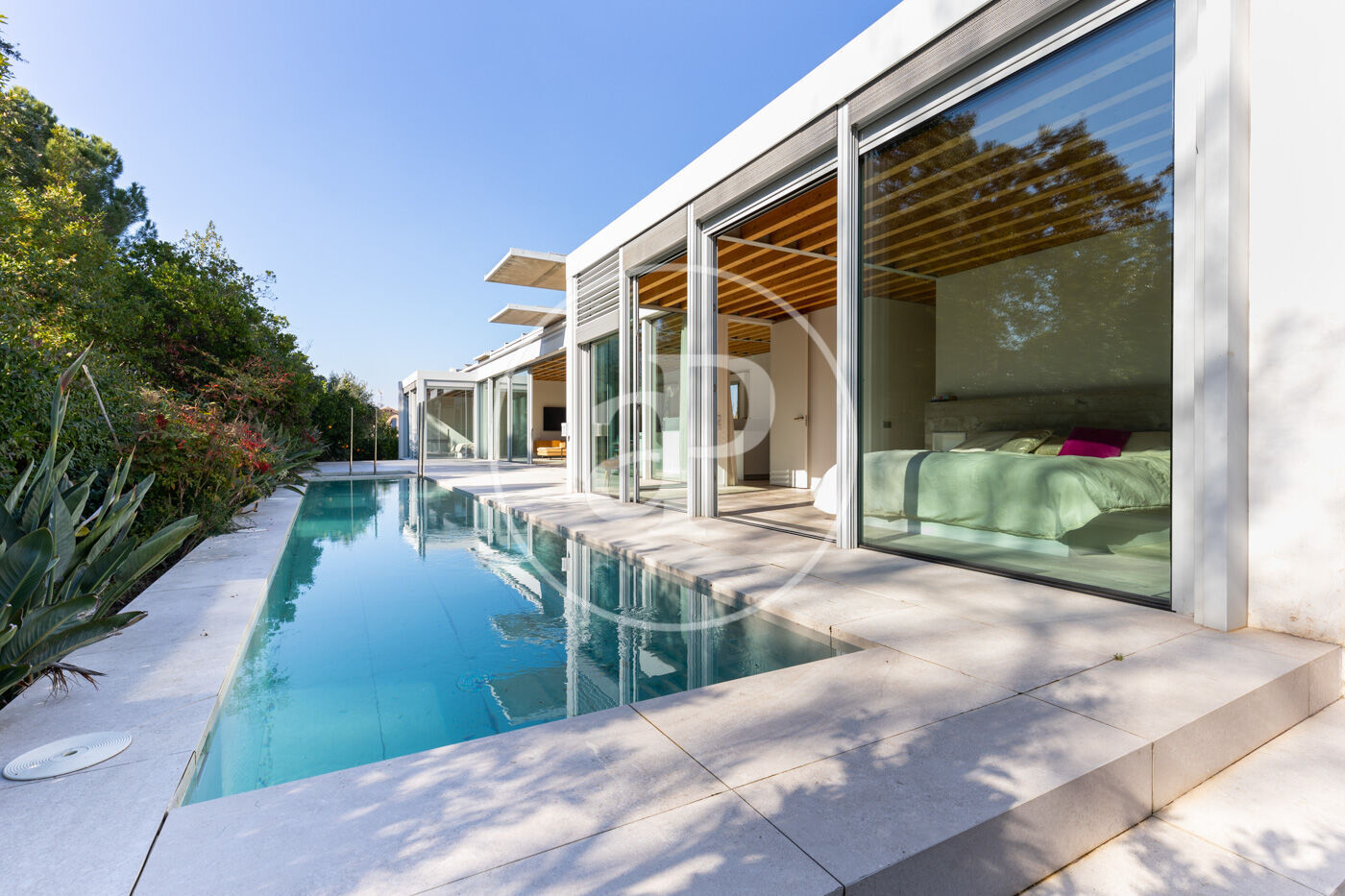 Casa unifamiliar de luxe amb piscina en zona Masia Roses