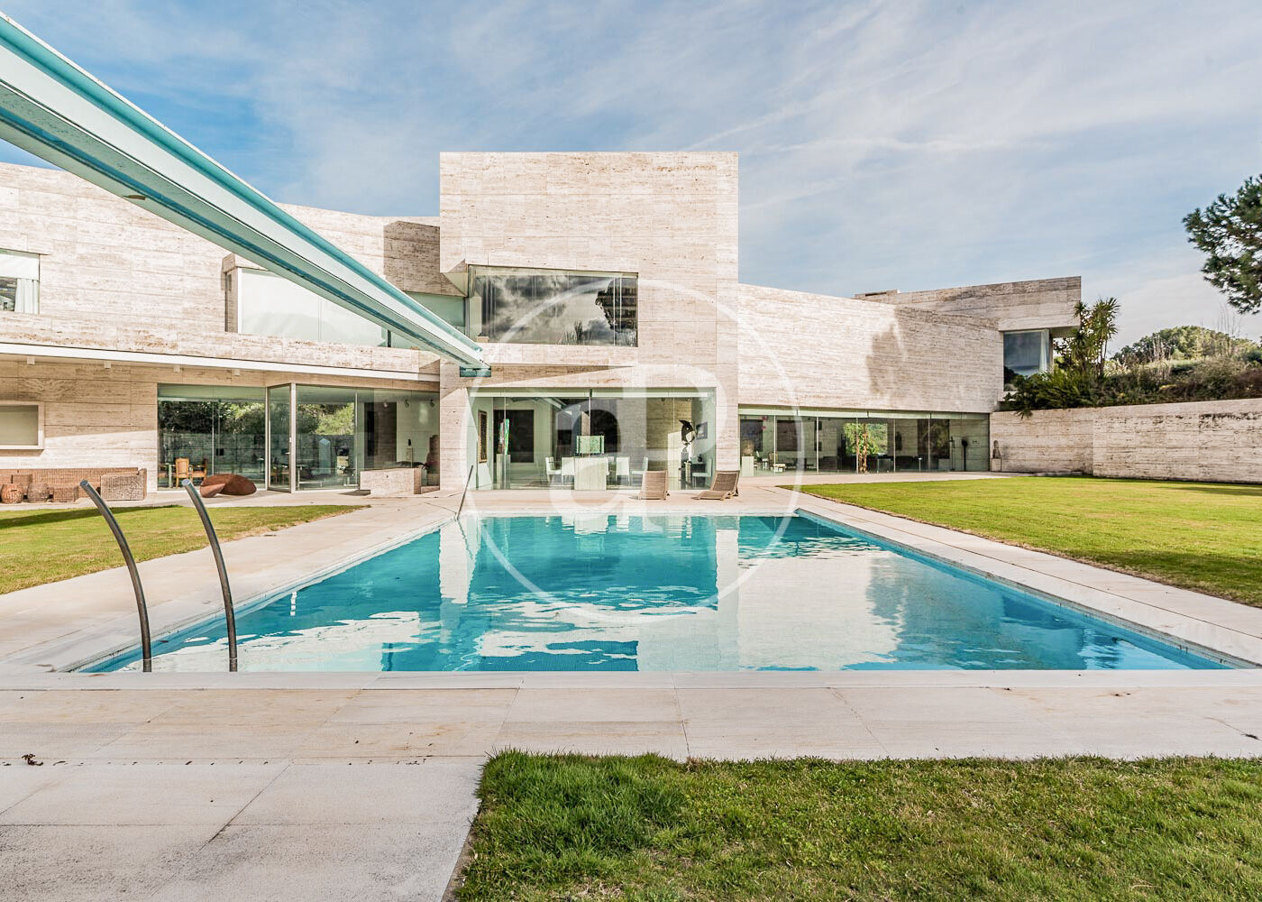 Exklusiv Haus Zum Verkauf mit Pool in Pozuelo