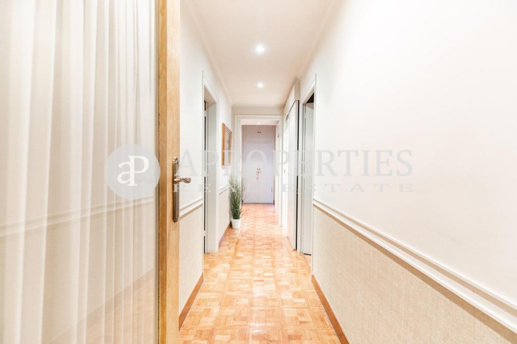 Les Corts, Barcelona, 08029, España