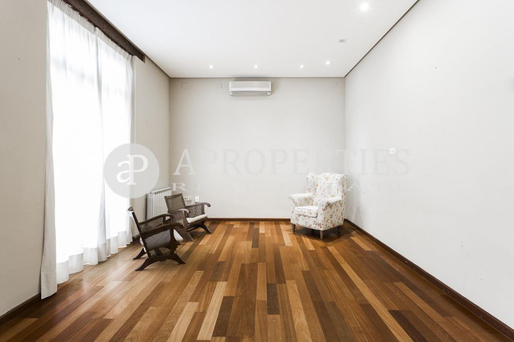 Gran vía Marqués del Turia, Pla del remei, Valencia, 46005, España
