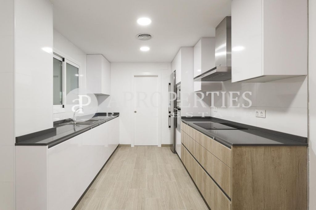 El Carme, Valencia, 46003, España
