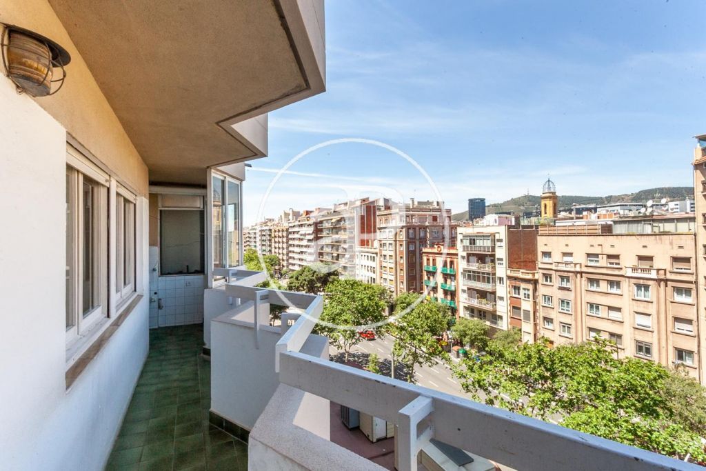 Barcelona, 08014, España