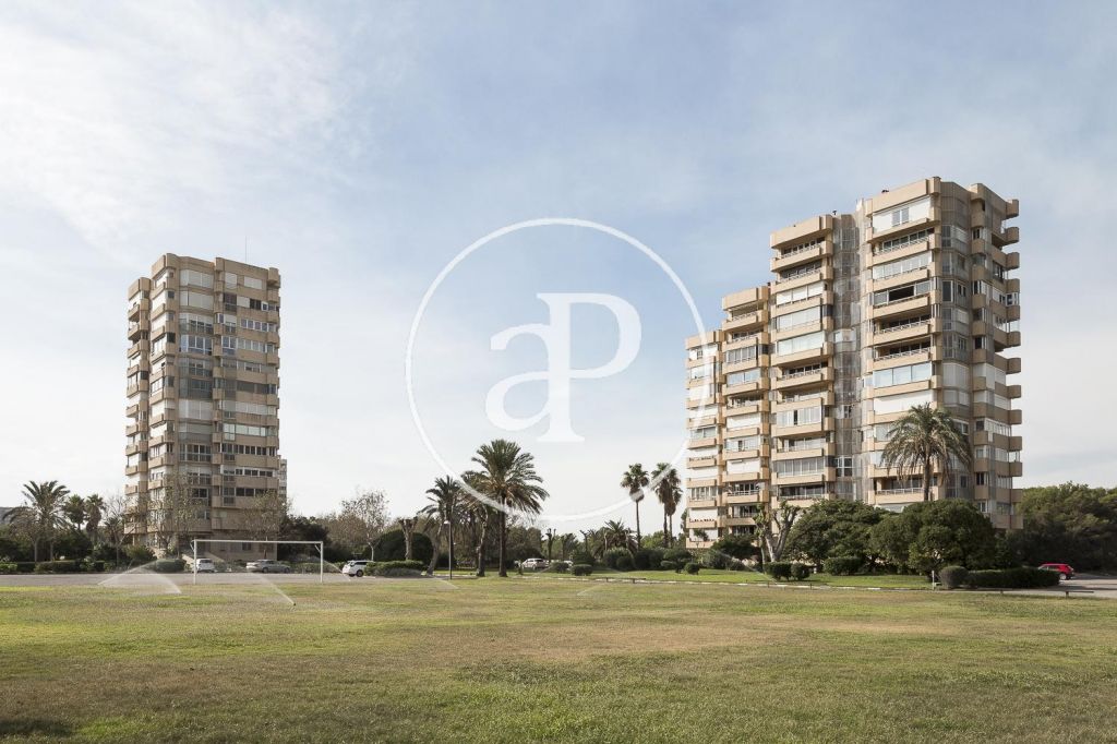 En Corts, Valencia, 46012, España