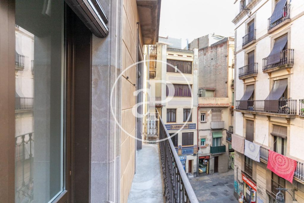 Barcelona, 08001, España
