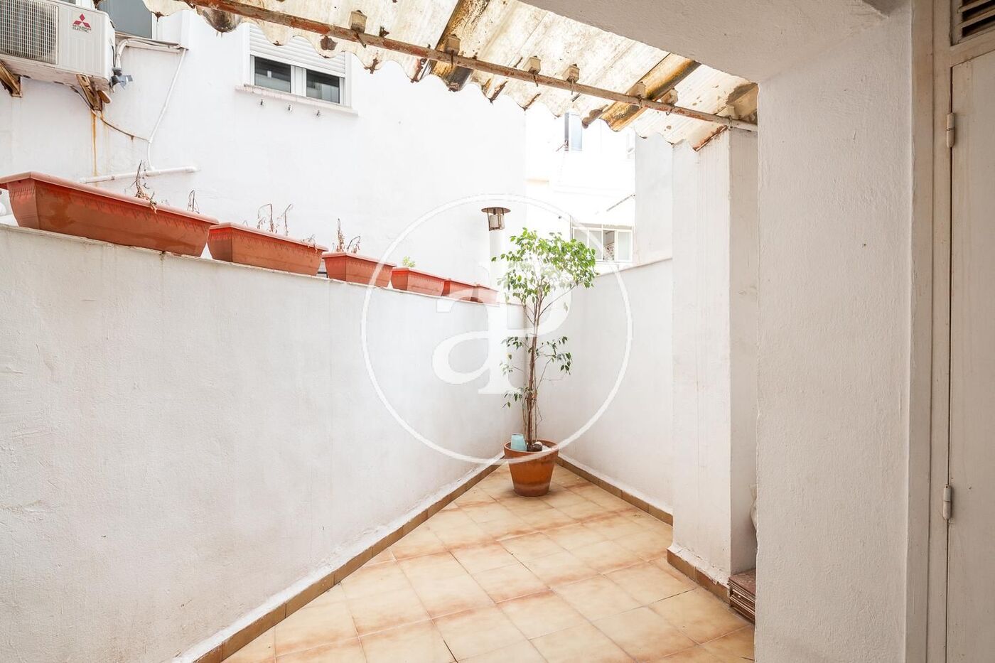 La Roqueta, Valencia, 46007, España