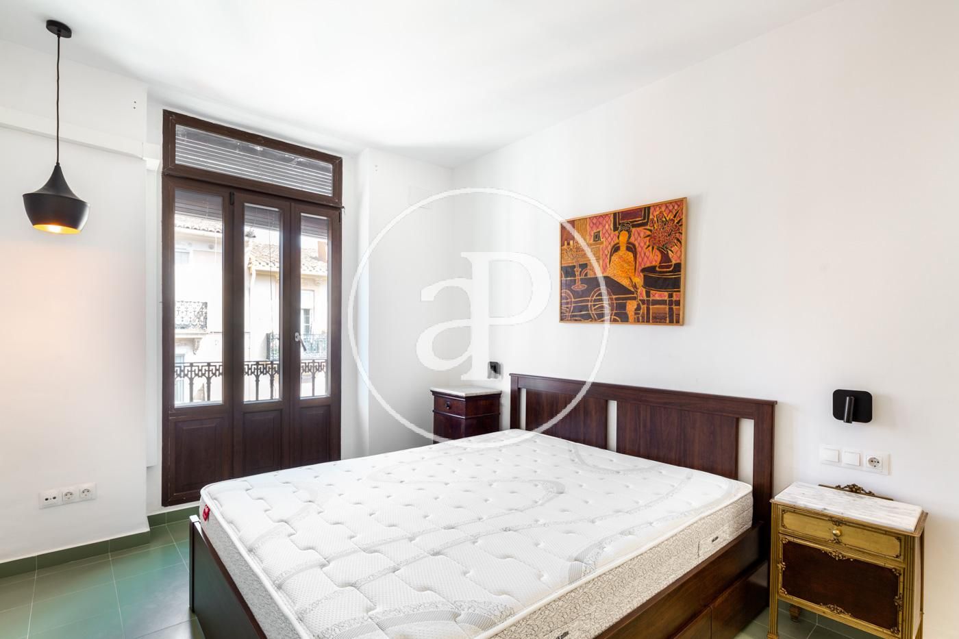 La Roqueta, Valencia, 46007, España