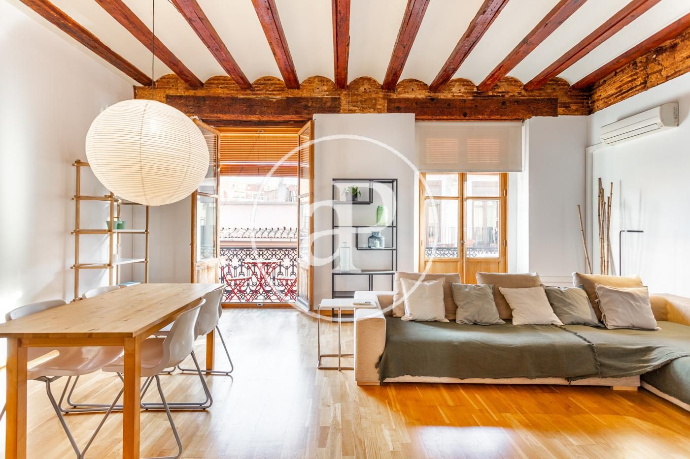 Calle Quart, El Carme, Valencia, 46001, España