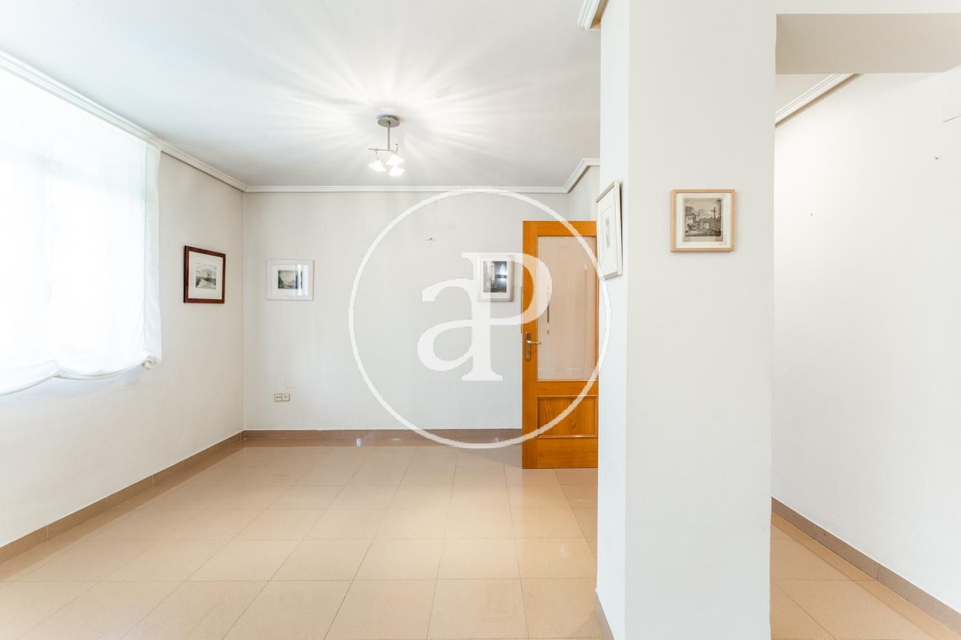Exposición, Valencia, 46010, España