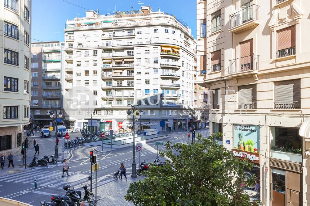 La Roqueta, Valencia, 46001, España