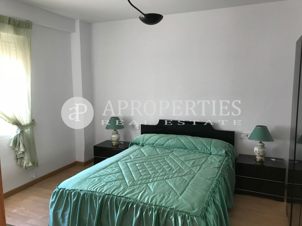 Nou Moles - L'Olivereta, Valencia, 46018, España