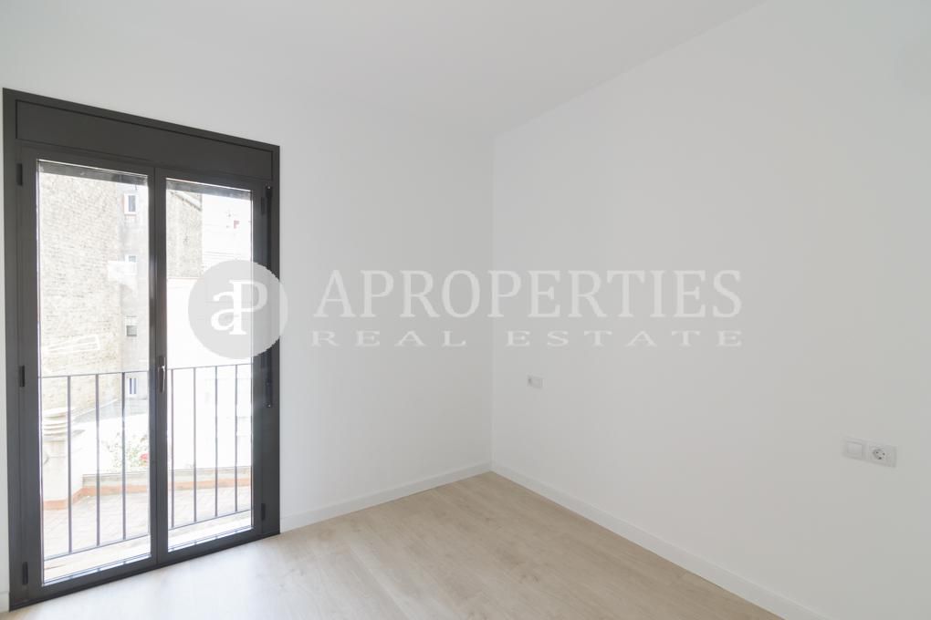Barcelona, 08014, España