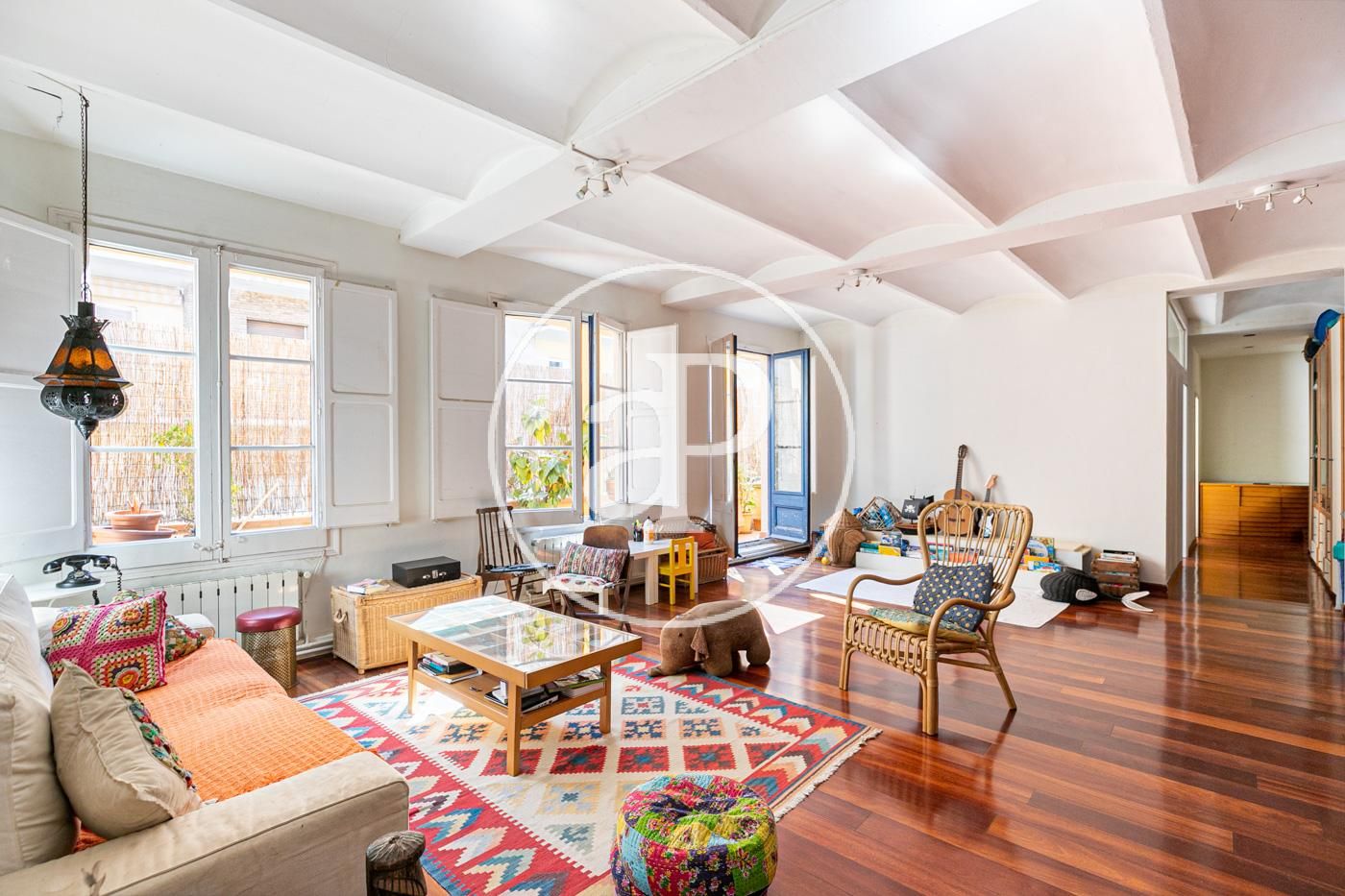 Four bedroom apartment for sale in Vila de Gràcia