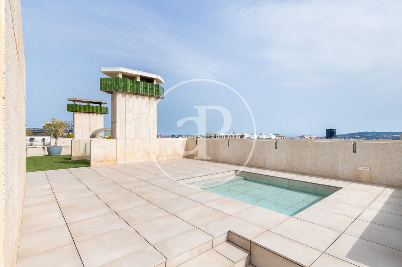 Renovated duplex penthouse for sale in Pedralbes (Barcelona)