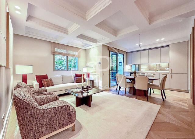 Pis en venda amb vistes a Recoletos (Madrid)