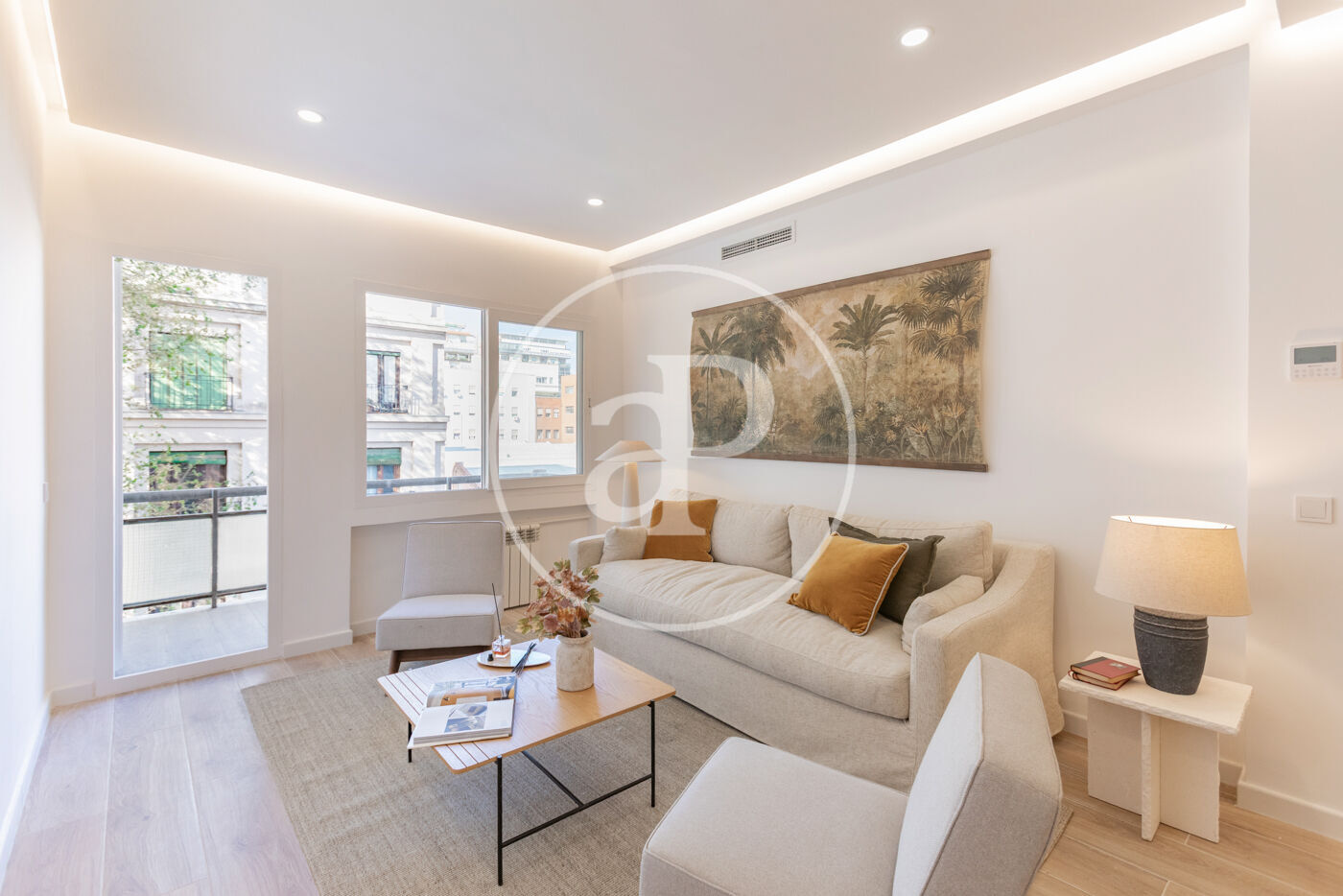 Bright 2-bed apartment with terrace in Arapiles, Chamberí