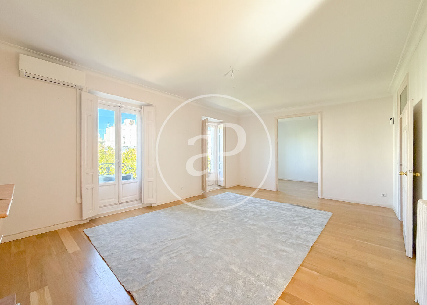 Photo of Spacious 2-bed penthouse with terrace in Chueca, Centro