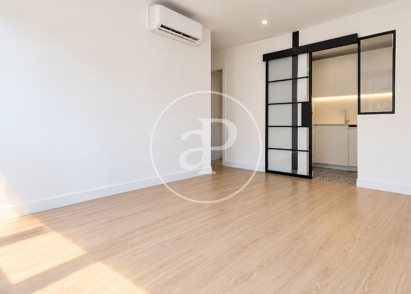 2-bed apartment with parking in Guindalera, Salamanca