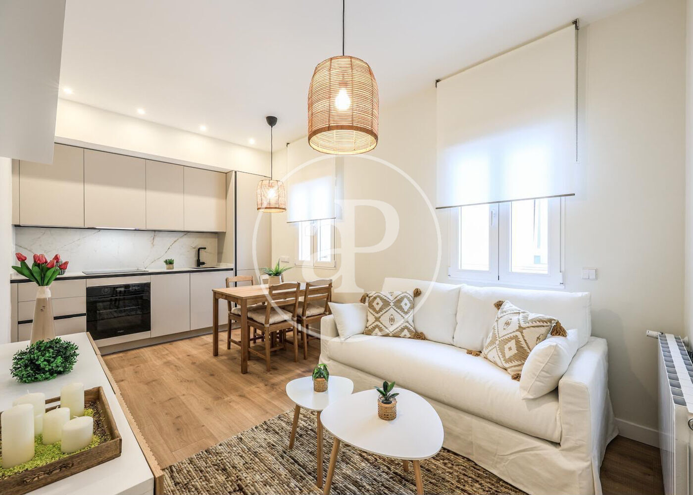 Renovated 2-bed apartment with lift in Arapiles, Chamberí