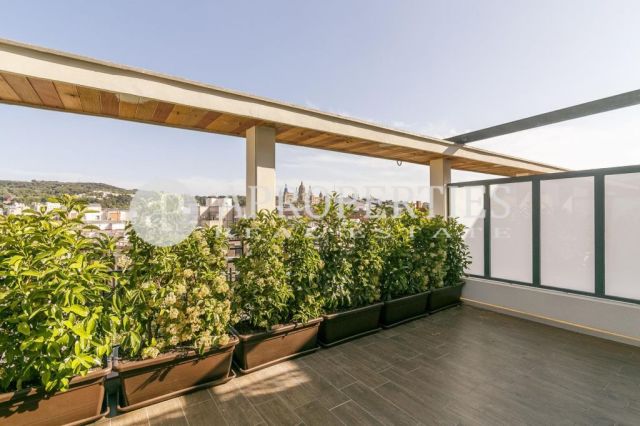 Dernière étage en vente